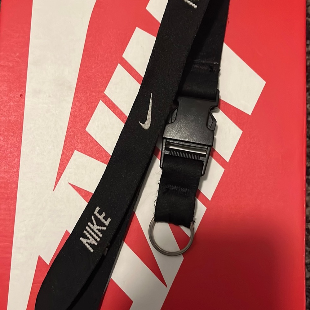 nike lanyard used
